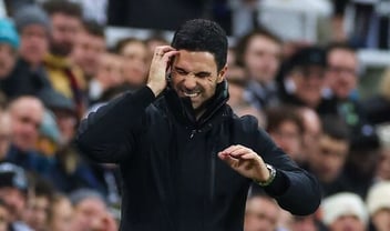 Mikel Arteta headache