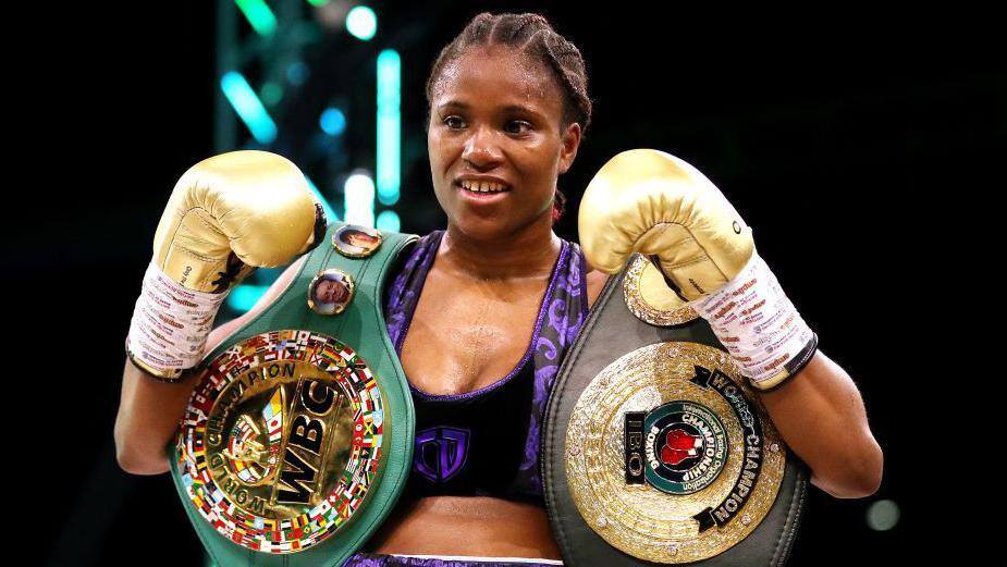 Caroline Dubois - The Female Phenom