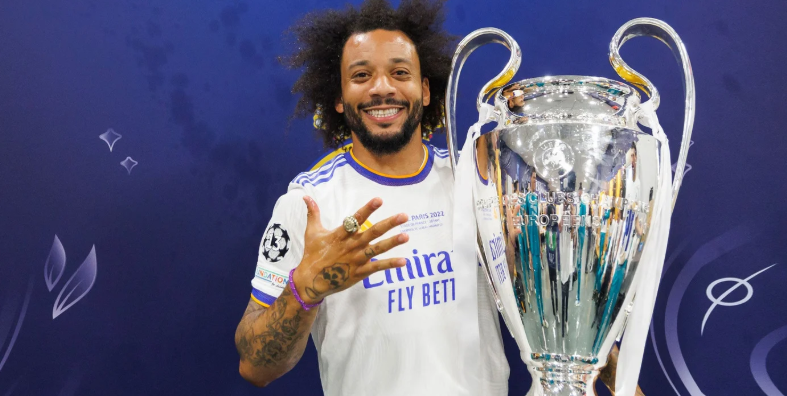 Marcelo announces his retirement from football 